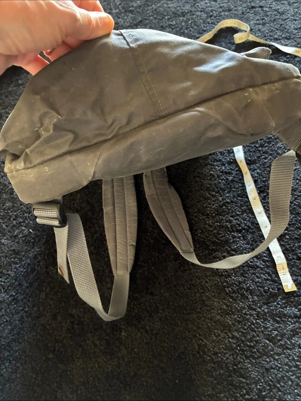 FJALLRAVEN Large kanken 18” Gray Backpack